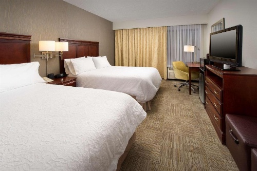 Hampton Inn By Hilton Rochester-Greece image 12